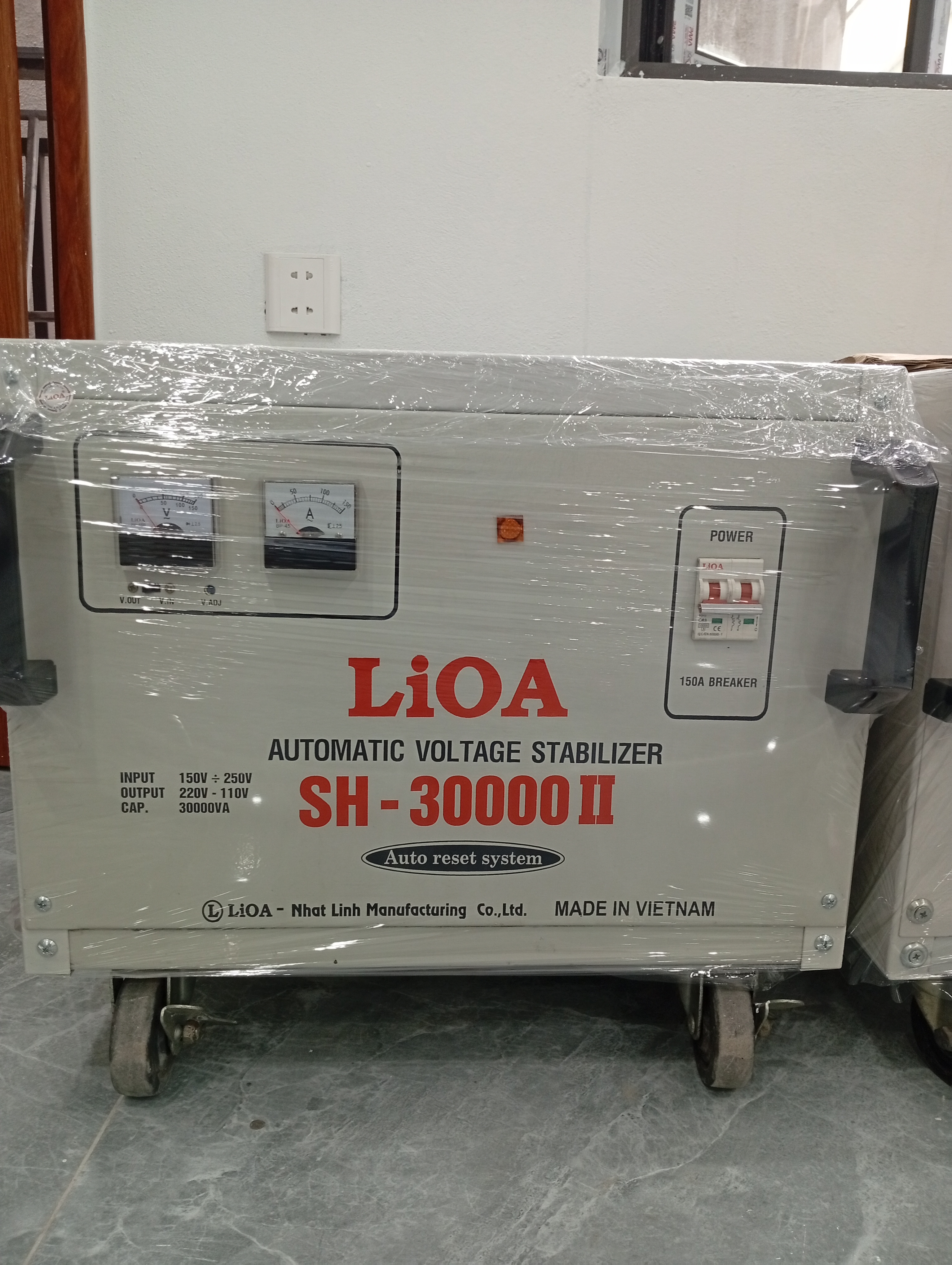 Ổn áp LiOA 30KVA SH-30000 II Loại 1 Pha